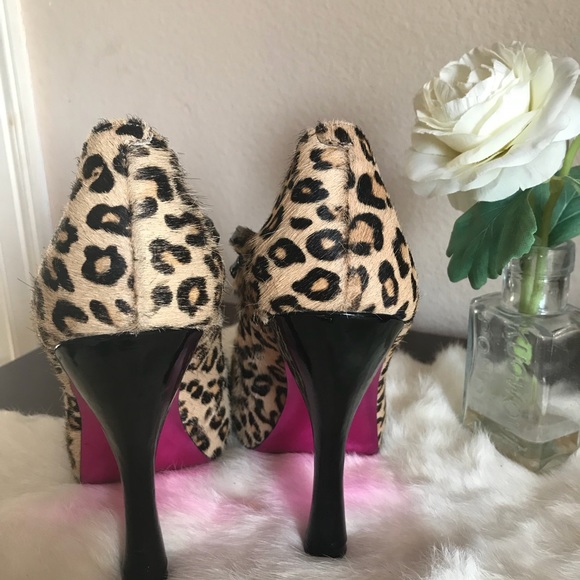 Betsey Johnson REAL FUR Tease-P Leopard Heels - Picture 7 of 9